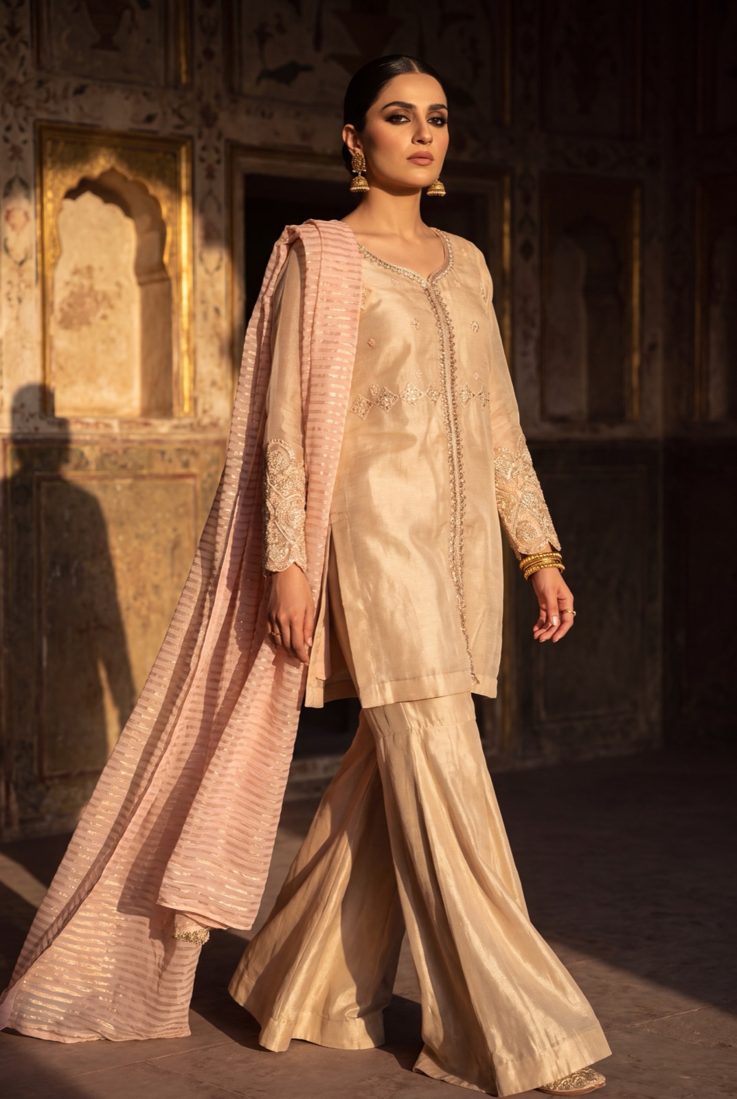 Blush nude / champagne gold short embroidered shirt with pink lurex chiffon dupatta